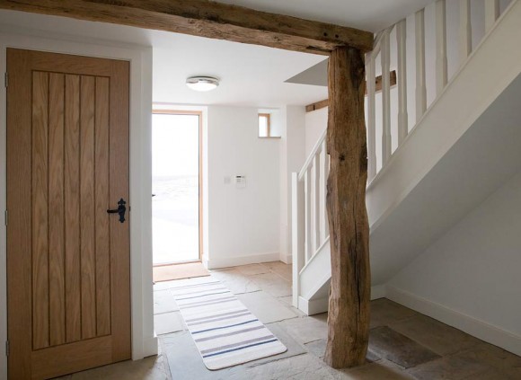The entrance to this holiday cottage shows off the mix of traditional and contemporary features. The entrance to this holiday cottage shows off the mix of traditional and contemporary features.