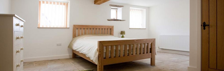 Ground floor bedrooms have space for portable hoists. Ground floor bedrooms have space for portable hoists.